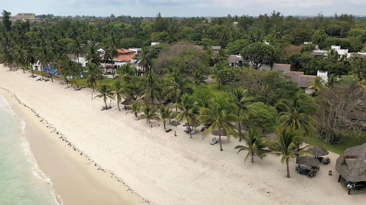 Jacaranda Indian Ocean Beach Resort Diani Beach Dış mekan fotoğraf